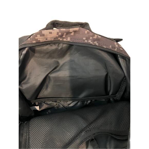 Wolt 45L Tactical Backpack Beige Black Camo - Picture 5 of 6